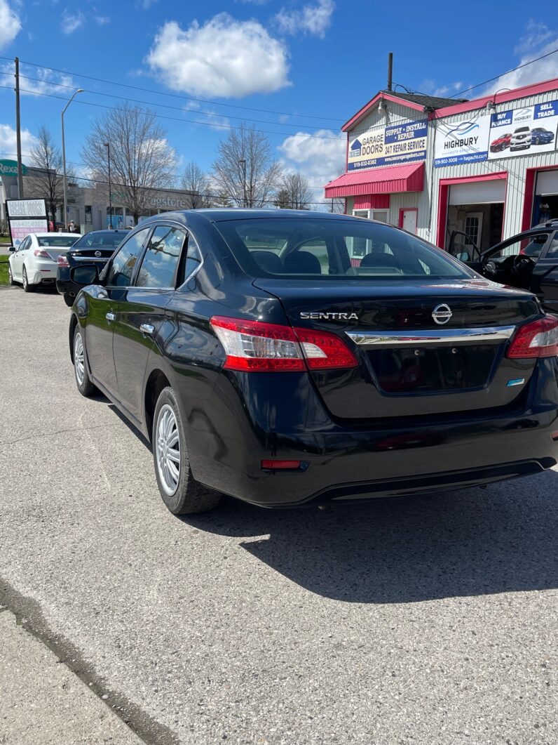 
								2015 Nissan Sentra S full									