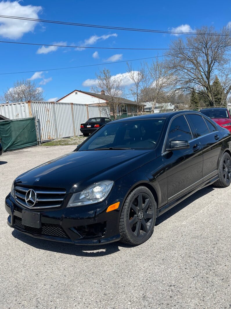 
								2014 Mercedes-Benz C-Class full									