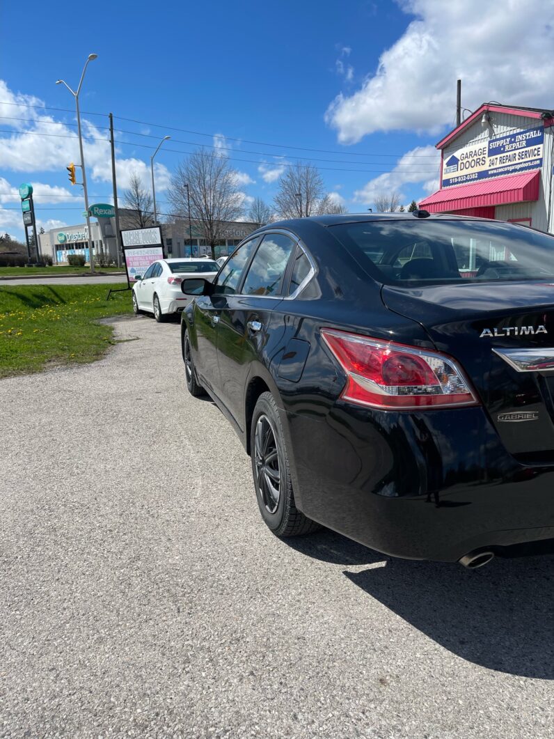 
								2014 Nissan Altima S full									